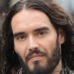 Russell Brand: “Katy Perry? Perfetta dalla testa ai piedi”