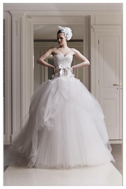 brides by zuhair murad