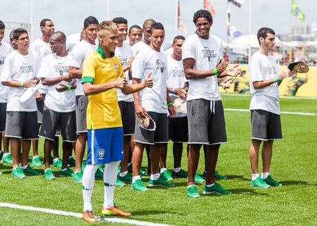 maglia-del-brasile-nike-2013-neymar