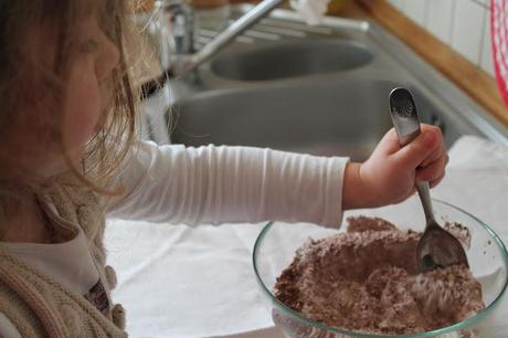 UNA TORTA PER MIA SORELLA ......