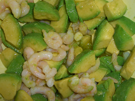 Insalata di gamberi e avocado