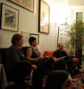 A Milano è arrivato il Soggiorno letterario: quando i libri, tra i cuscini, fanno cultura
