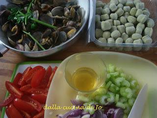 Gnocchi di patate e spinaci alle vongole