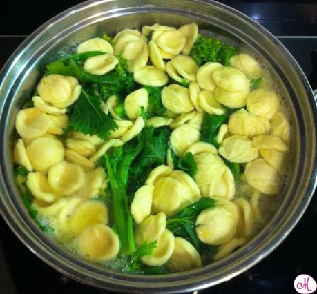 ORECCHIETTE CON LE CIME DI RAPA