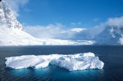 Iceberg_a_marguerite_bay