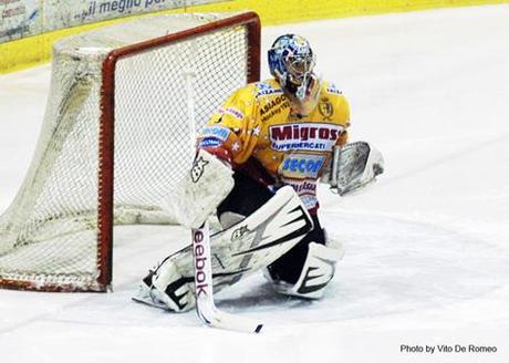 Hockey  su ghiaccio: riparte il campionato… Asiago cerca nuovamente la vittoria, il Bolzano tenta di riprendere la marcia nel derby contro il Renon. (by Vito De Romeo)