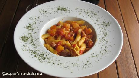 garganelli con zucca e salsiccia