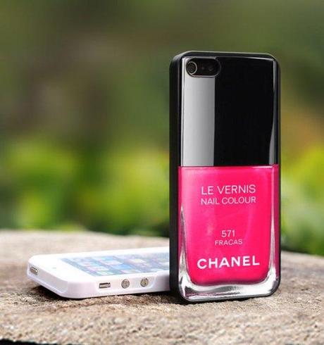 chanel iphone case