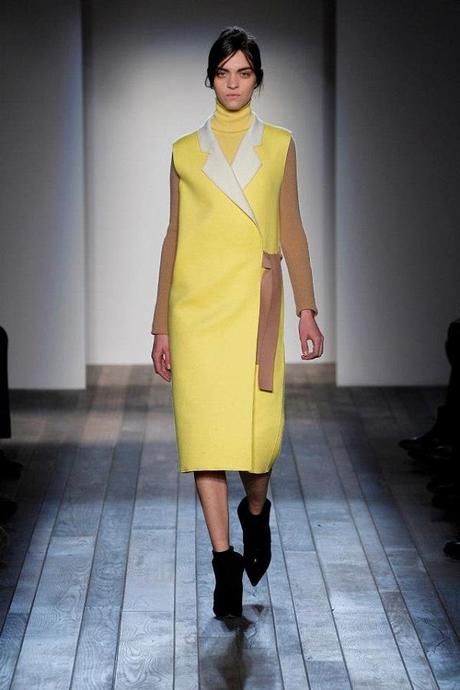 MODA | La collezione fall-winter 2013/'14 di Victoria Beckham, fra linee essenziali e nuovi volumi