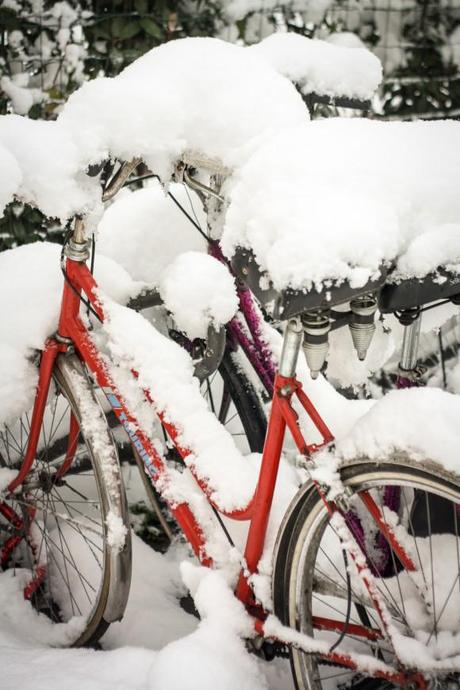 bicicletta2 580x870 Let it snow...