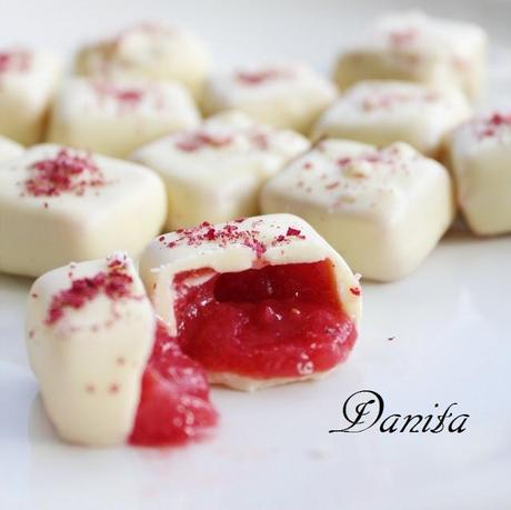 Cioccolattini ripieni alla fragola