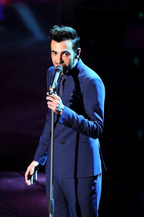 Marco Mengoni in Ferragamo - Festival di Sanremo 1a serata