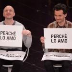 Sanremo: niente bacio gay sul palco tra Stefano e Federico (video)