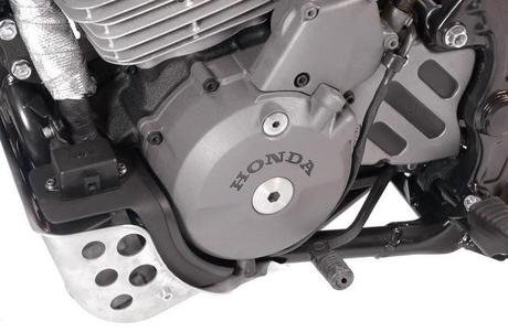 Honda NX 650 Dominator 