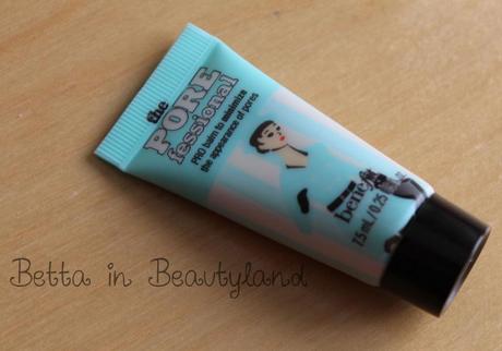 She’s so… Jetset! by Benefit