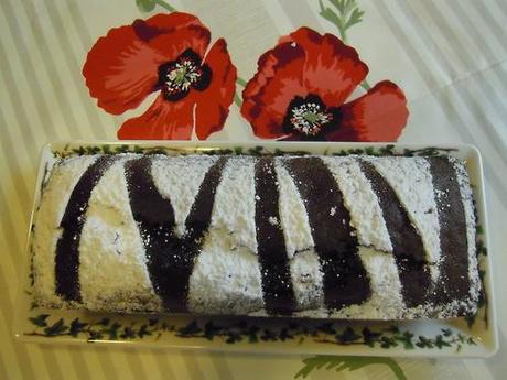 UN’IDEA SEMPLICE PER DECORARE UN PLUMCAKE :-)
E’...