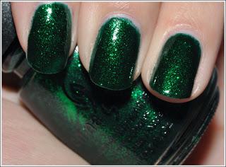 EMERALD GREEN