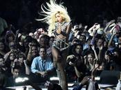 Lady Gaga deve operarsi infortunio