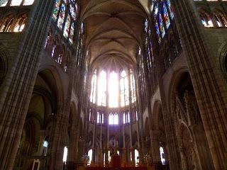 Il Re è morto (ma anche gli altri non se la passano mica tanto bene): la Basilica di Saint Denis