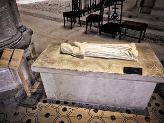 Il Re è morto (ma anche gli altri non se la passano mica tanto bene): la Basilica di Saint Denis