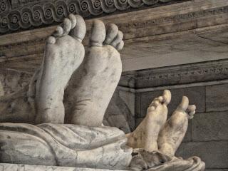 Il Re è morto (ma anche gli altri non se la passano mica tanto bene): la Basilica di Saint Denis