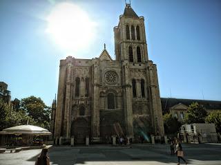 Il Re è morto (ma anche gli altri non se la passano mica tanto bene): la Basilica di Saint Denis