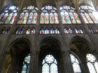 Il Re è morto (ma anche gli altri non se la passano mica tanto bene): la Basilica di Saint Denis