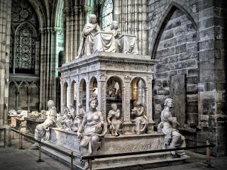 Il Re è morto (ma anche gli altri non se la passano mica tanto bene): la Basilica di Saint Denis