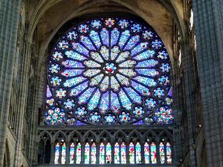 Il Re è morto (ma anche gli altri non se la passano mica tanto bene): la Basilica di Saint Denis