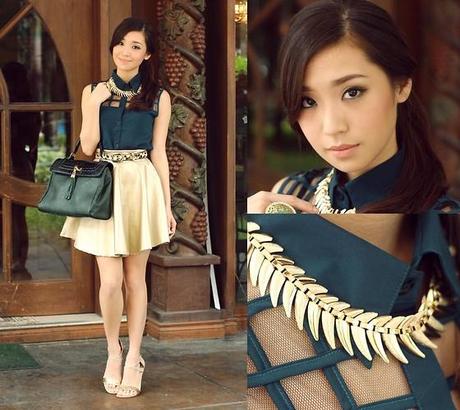 LOOK AROUND THE WORLD!!