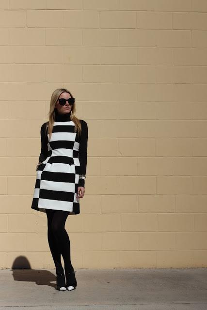 LOOK AROUND THE WORLD!!