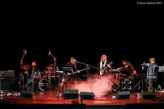 Maschera di Cera-Flower Flash e Psyco Praxis al Verdi di Genova