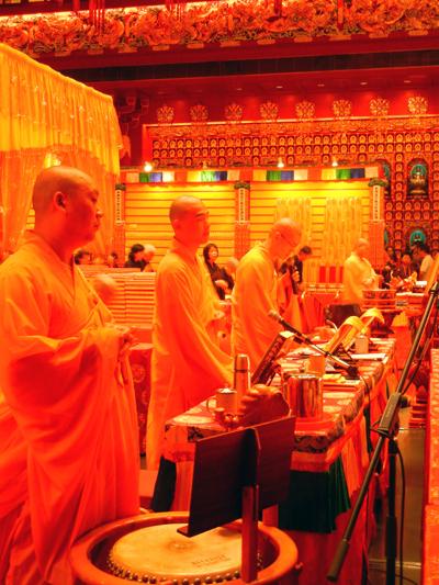 Buddah Tooth Relic Temple_Singapore_viaggiandovaldi