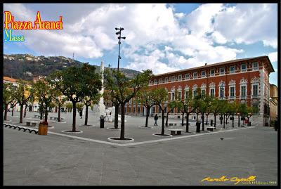 piazza Aranci, Massa