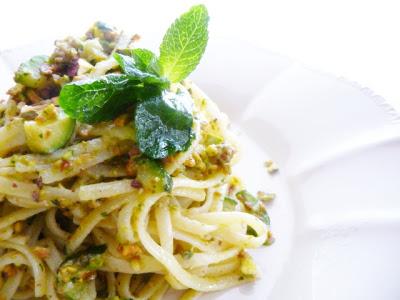 LINGUINE al PESTO di PISTACCHI di BRONTE