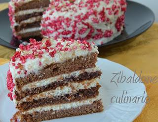 Red velvet cake gluten free con crema al torrone e miglio zuccherato