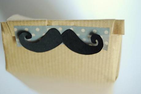 MOUSTACHE (idee per la festa del papà)