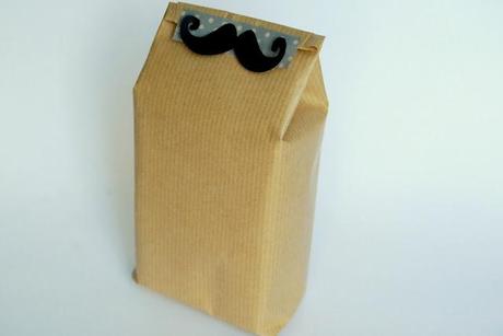 MOUSTACHE (idee per la festa del papà)