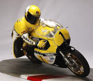 TAMIYA 1/12 -YAMAHA YZR500 Kenny