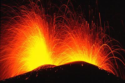 Eruzione Etna 2013 - Filmato con video descrizione