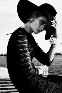 Ophelie Rupp e Mila Krasnoiarova in Dolce & Gabbana su Marie Claire Italia