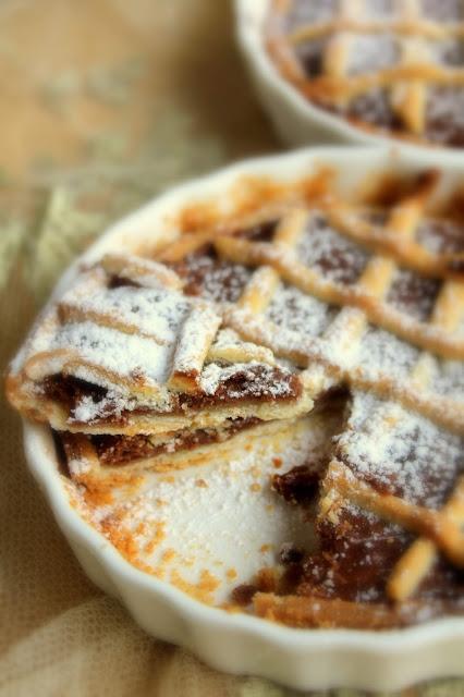 Pasta frolla alla nocciola e mousse di yogurt greco......cosa vuoi  di più dalla vita?