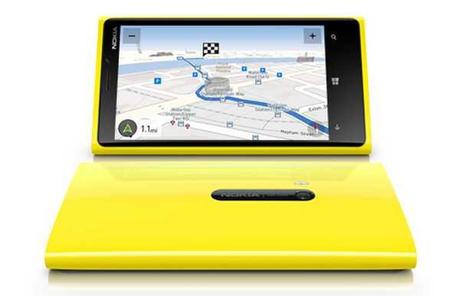 Nokia Lumia con Nokia maps video confronto