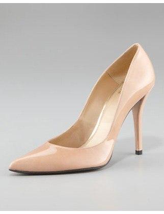 nude pumps