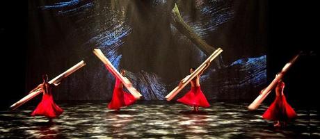 Momix: Alchimie Teatrali