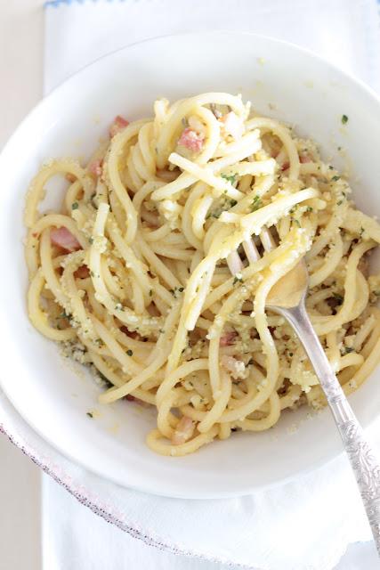 Spaghetti alla quasi carbonara, veloci e leggeri