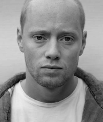 aksel hennie