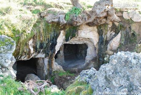 FOTO - Trekking archeologico, la Necropoli di Monte Pucci a Vico del Gargano