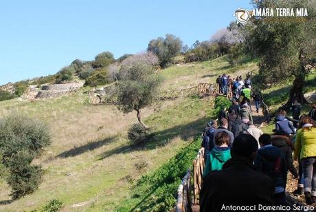 FOTO - Trekking archeologico, la Necropoli di Monte Pucci a Vico del Gargano