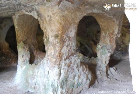 FOTO - Trekking archeologico, la Necropoli di Monte Pucci a Vico del Gargano